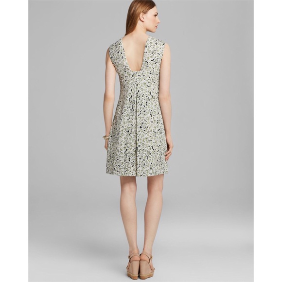 Tory Burch Dresses & Skirts - Tory Burch White Green Laceflower